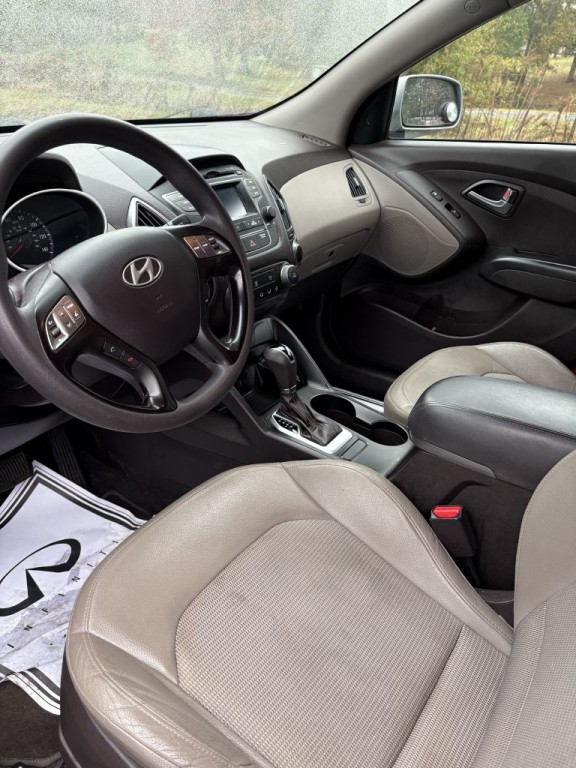 2015 Hyundai Tucson Image 5