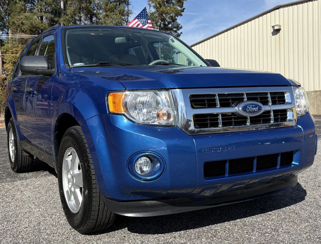 2012 Ford Escape Image 2