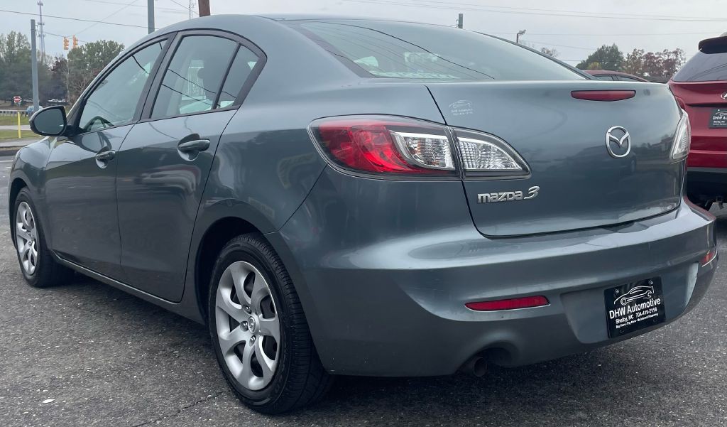 2012 Mazda Mazda3 Image 4