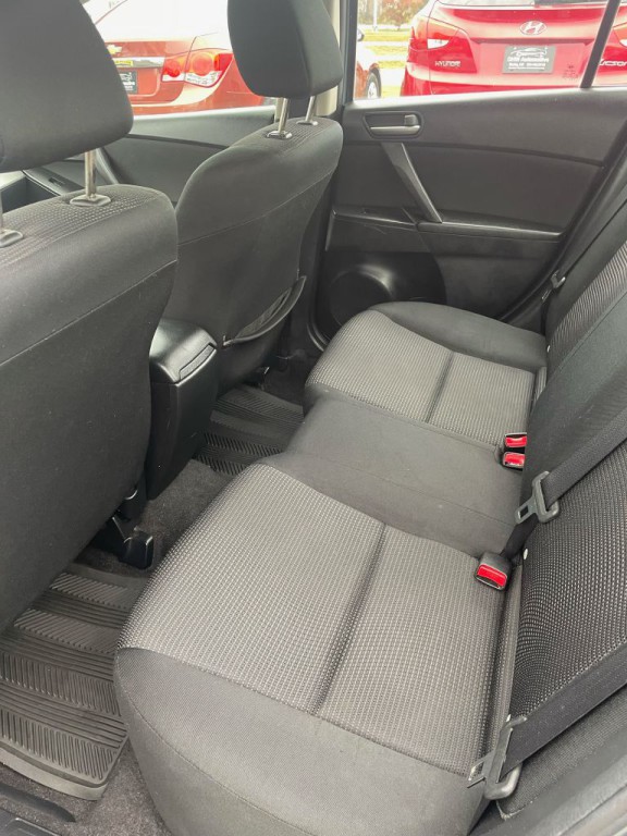 2012 Mazda Mazda3 Image 6