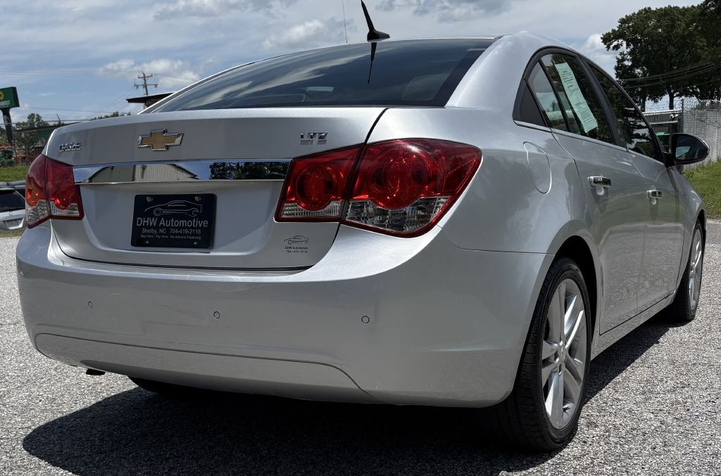 2012 Chevrolet Cruze Image 4