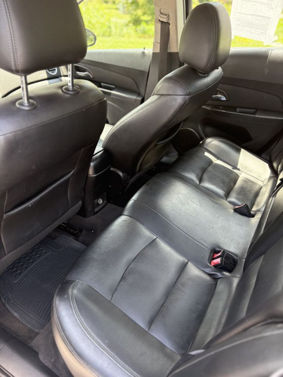 2012 Chevrolet Cruze Image 6