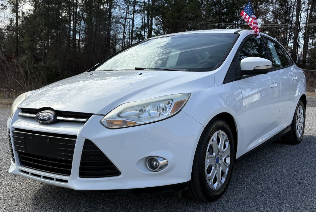 2012 Ford Focus Image 1