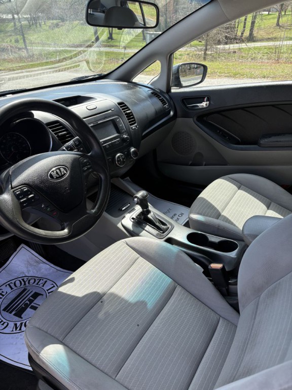 2016 Kia Forte Image 5
