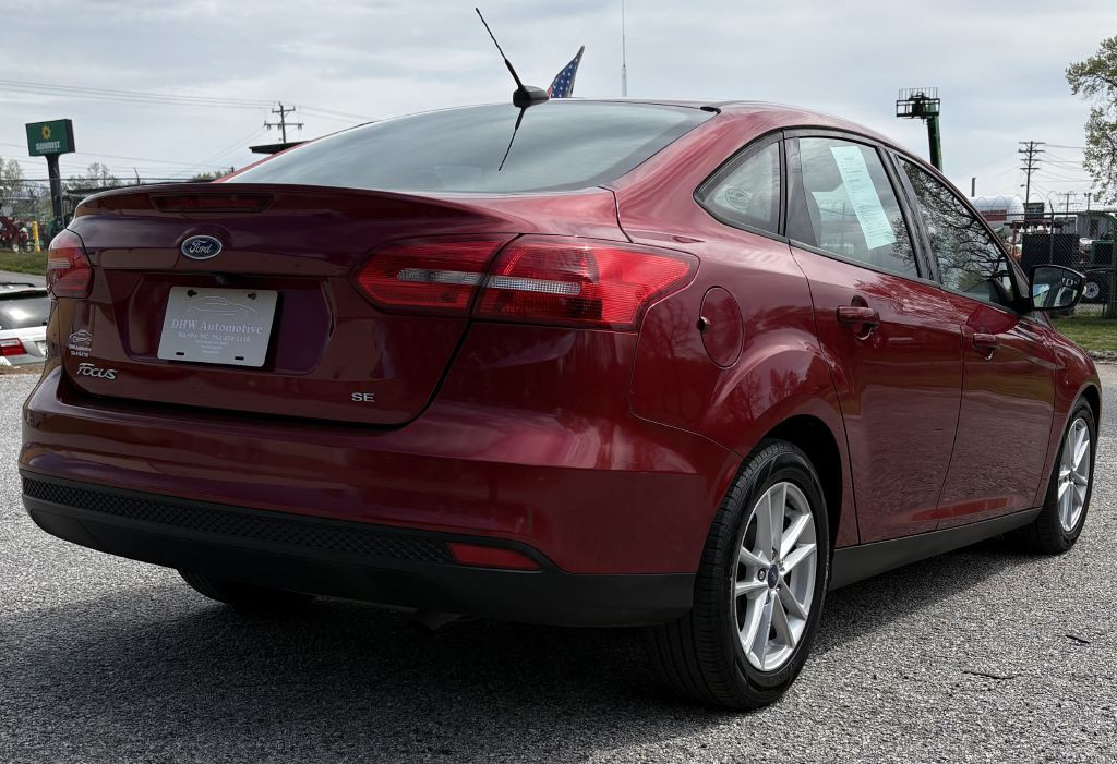 2017 Ford Focus Image 3