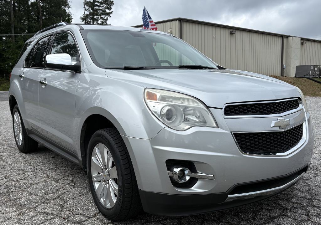 2010 Chevrolet Equinox Image 2