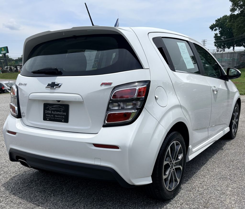 2020 Chevrolet Sonic Image 3