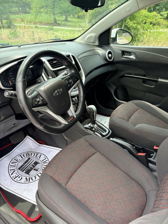 2020 Chevrolet Sonic Image 5