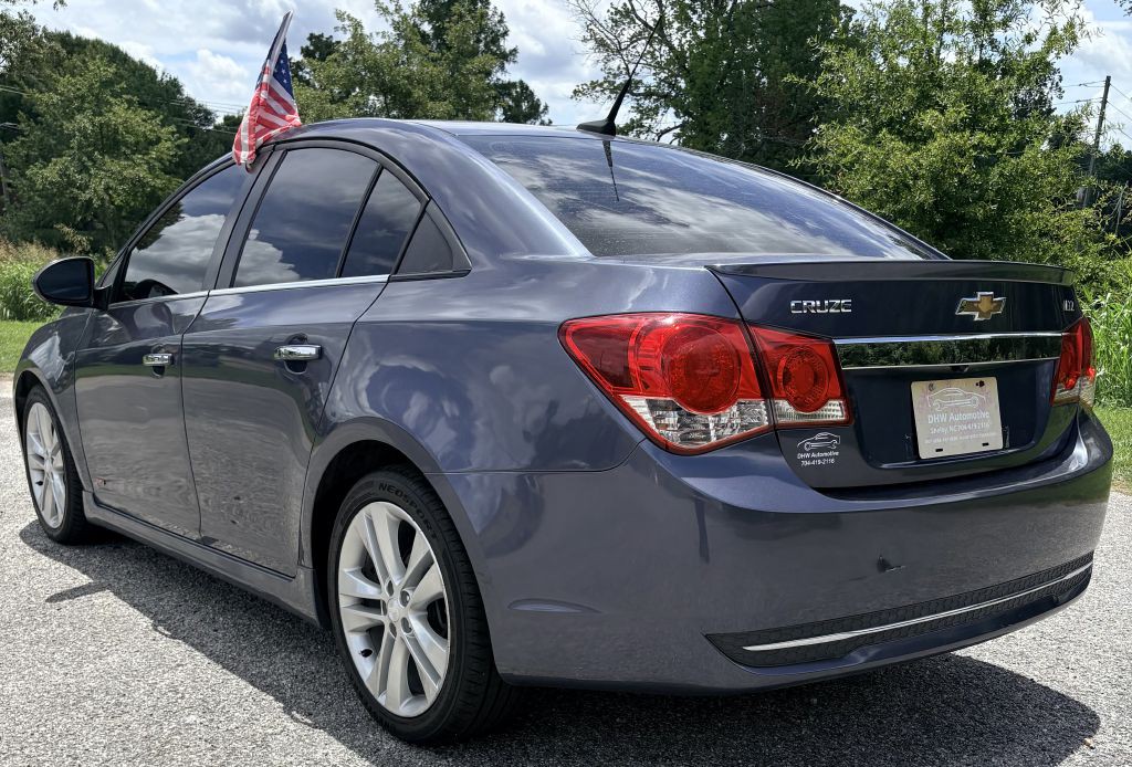 2013 Chevrolet Cruze Image 4
