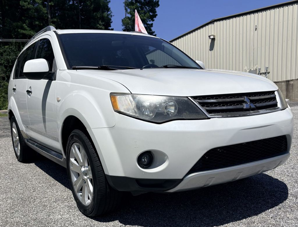 2008 Mitsubishi Outlander Image 2