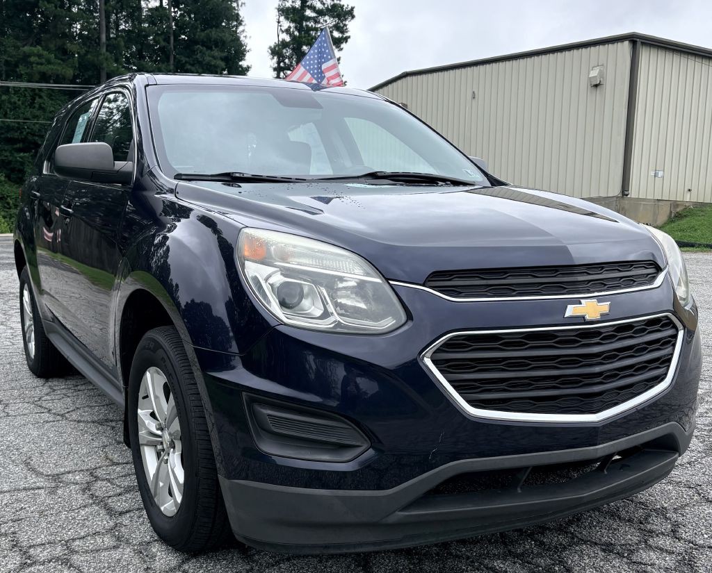 2017 Chevrolet Equinox Image 2