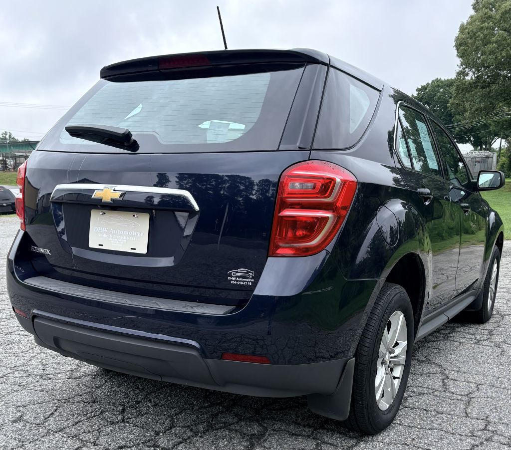 2017 Chevrolet Equinox Image 3