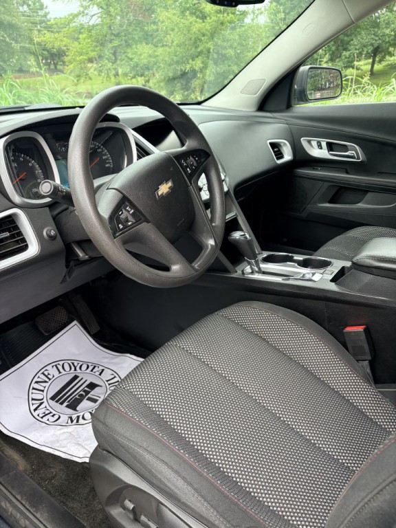 2017 Chevrolet Equinox Image 5