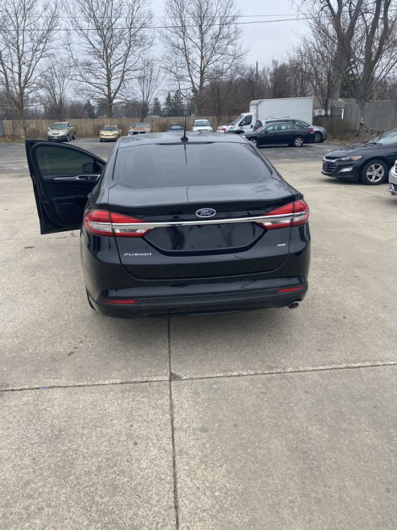 2017 Ford Fusion Image 5