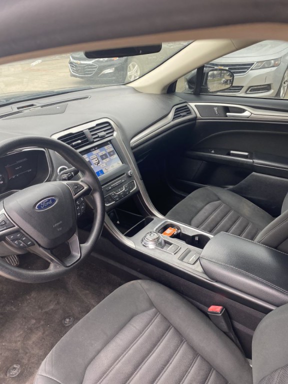 2017 Ford Fusion Image 6