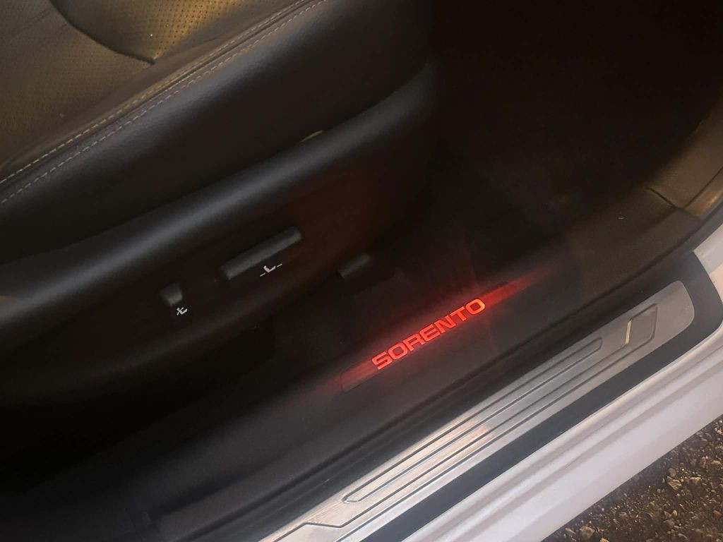 2013 Kia Sorento Image 17