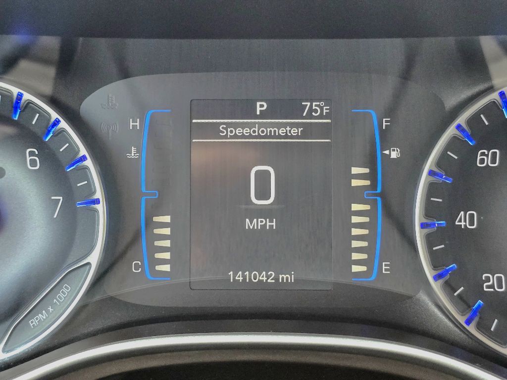 2017 Chrysler Pacifica Image 17