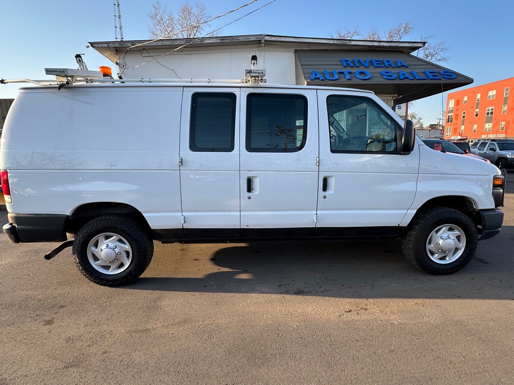 2014 Ford Econoline Image 5