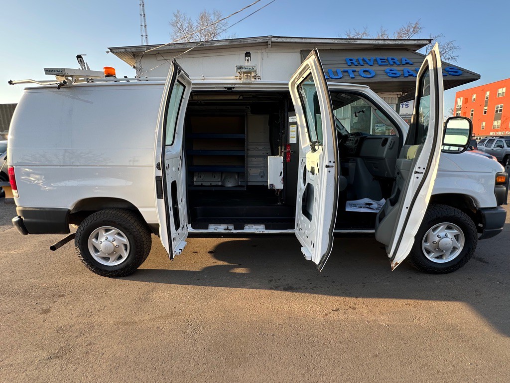 2014 Ford Econoline Image 7