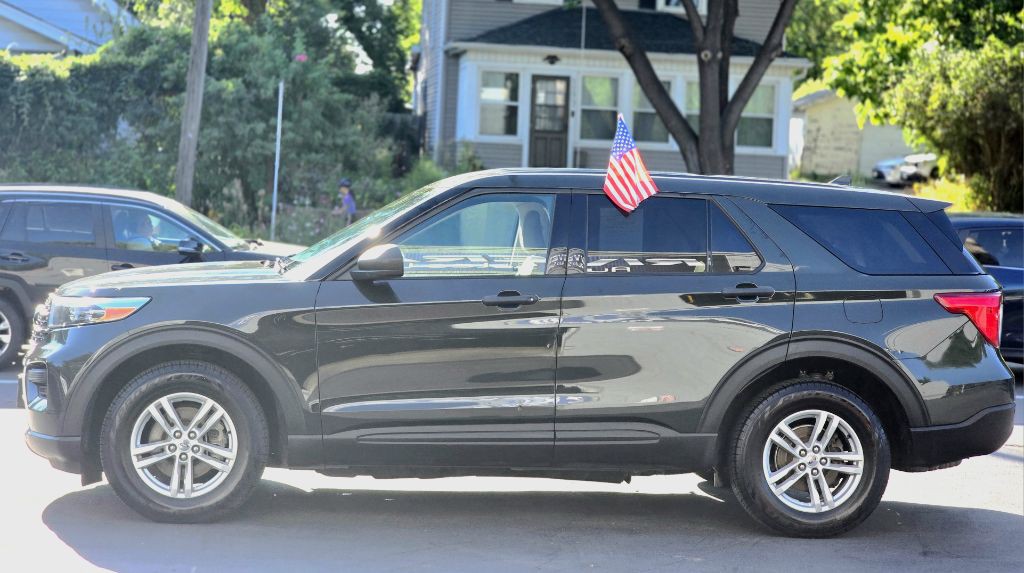 2022 Ford Explorer Image 8