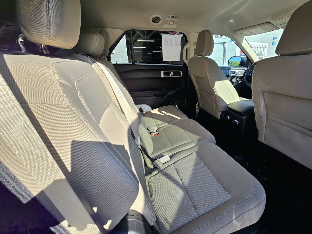 2022 Ford Explorer Image 11