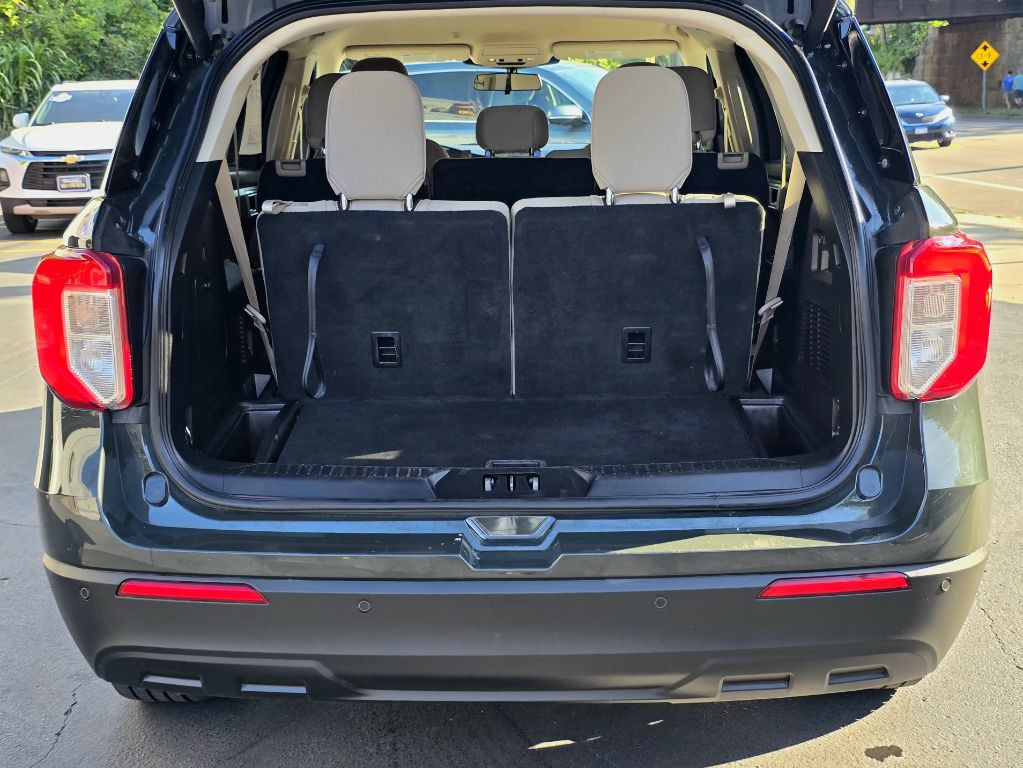 2022 Ford Explorer Image 13