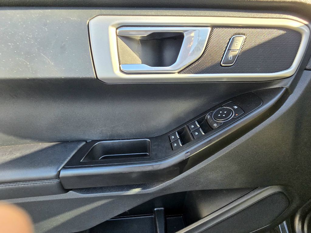 2022 Ford Explorer Image 15