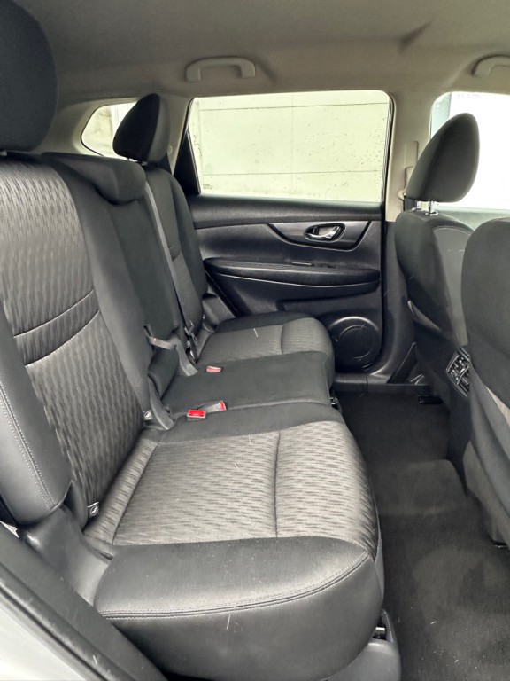 2018 Nissan Rogue Image 7