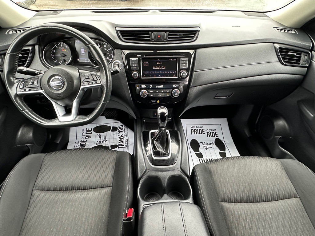 2018 Nissan Rogue Image 8