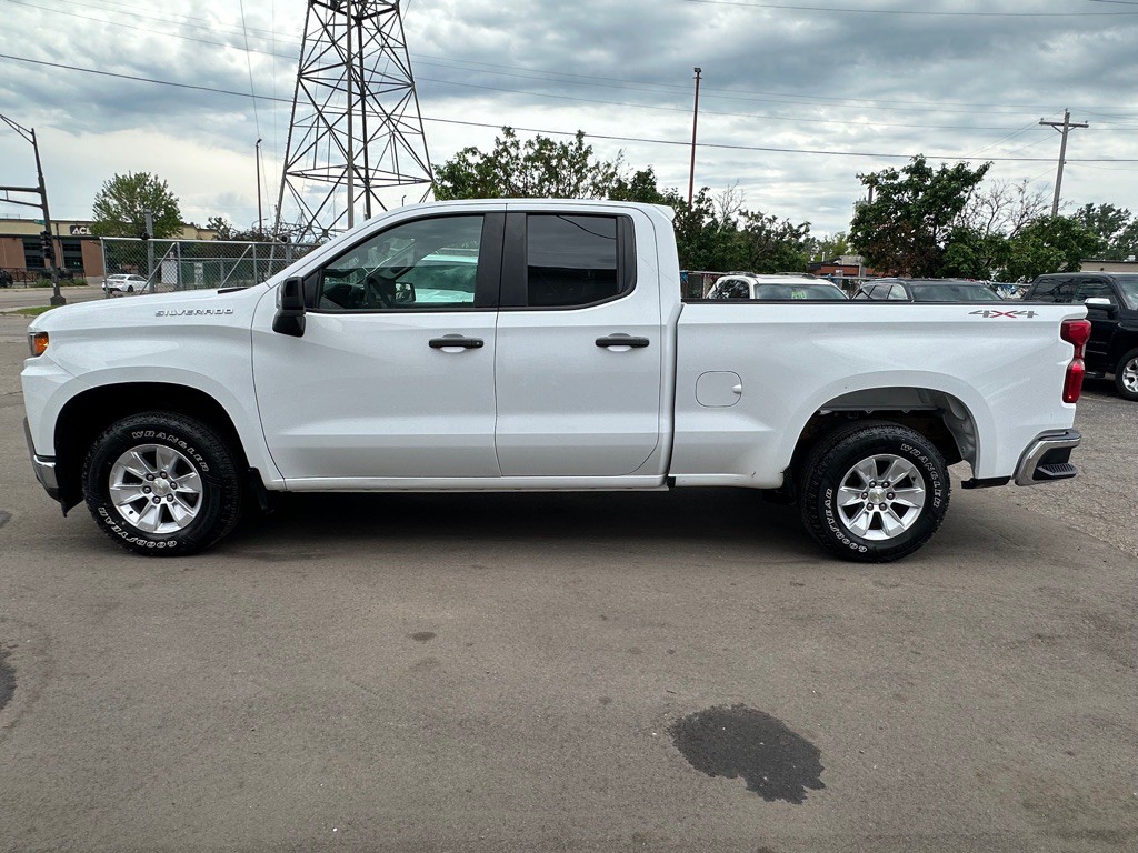 2021 Chevrolet Silverado 1500 Image 2