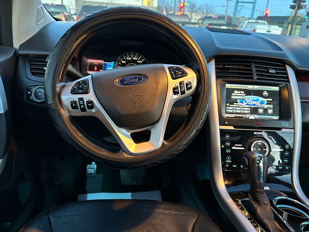 2013 Ford Edge Image 11