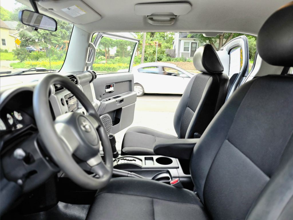 2008 Toyota FJ Cruiser Image 14