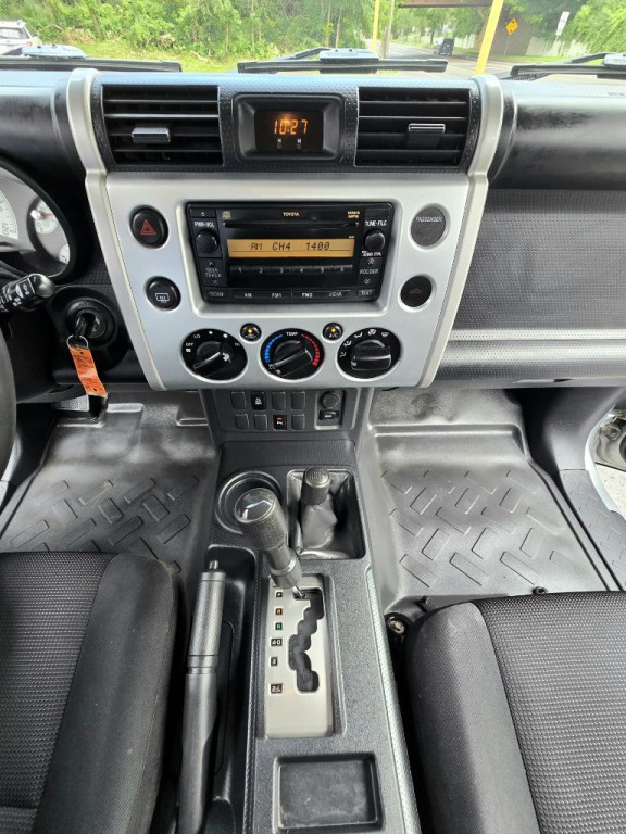 2008 Toyota FJ Cruiser Image 19
