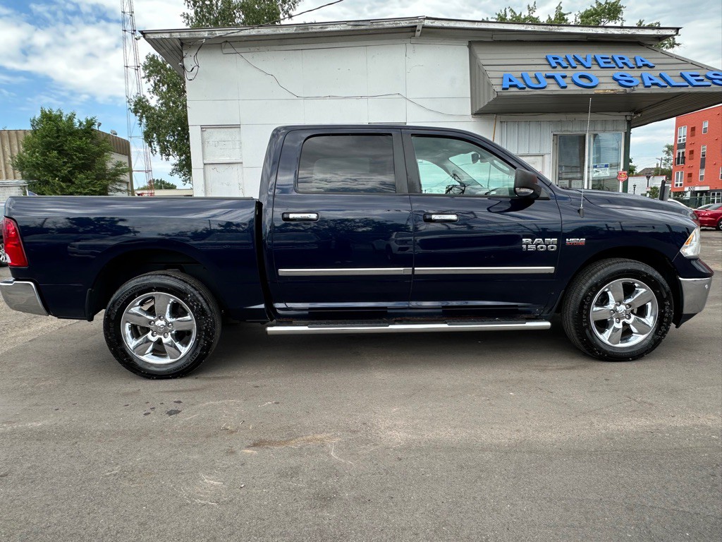 2016 RAM 1500 Image 5