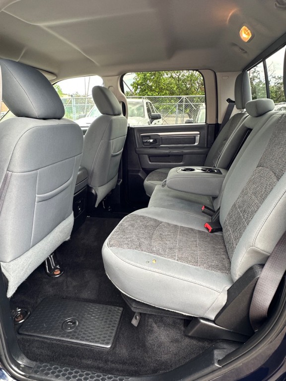 2016 RAM 1500 Image 8