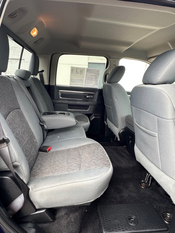2016 RAM 1500 Image 9