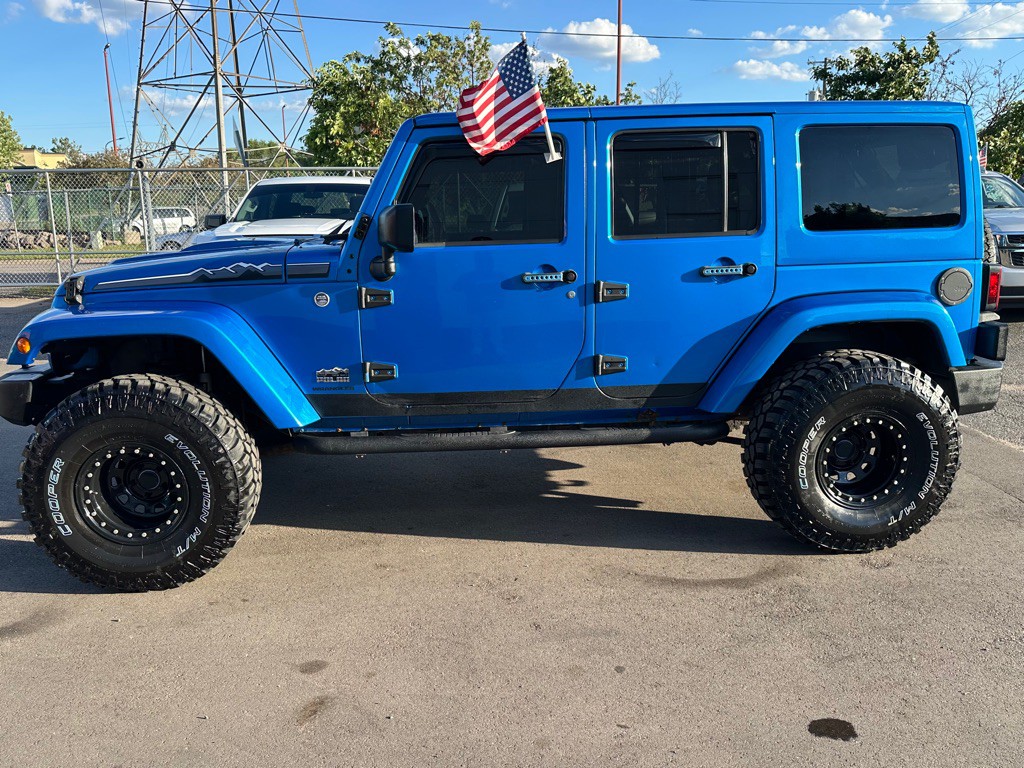 2014 Jeep Wrangler Unlimited Image 2