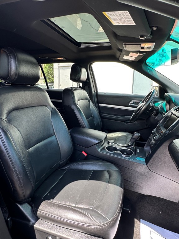 2016 Ford Explorer Image 11