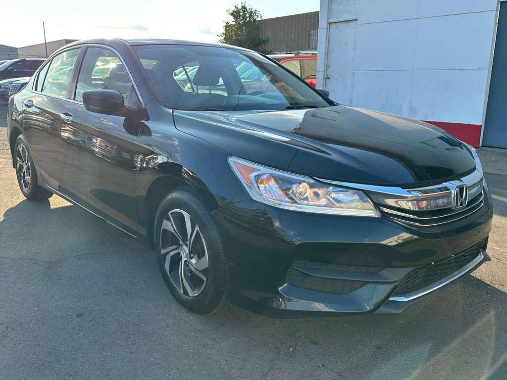 2017 Honda Accord Image 6