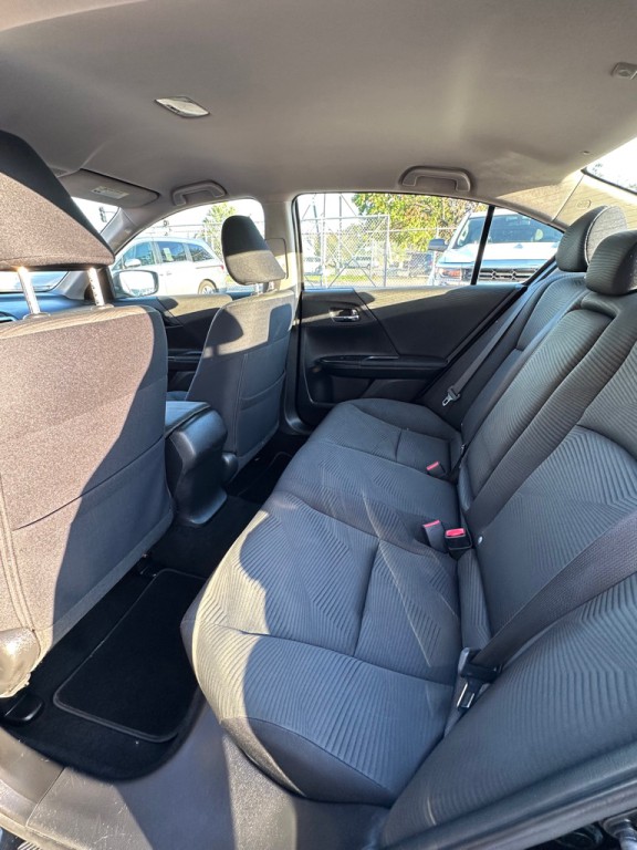 2017 Honda Accord Image 8