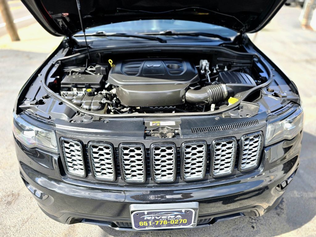2017 Jeep Grand Cherokee Image 23