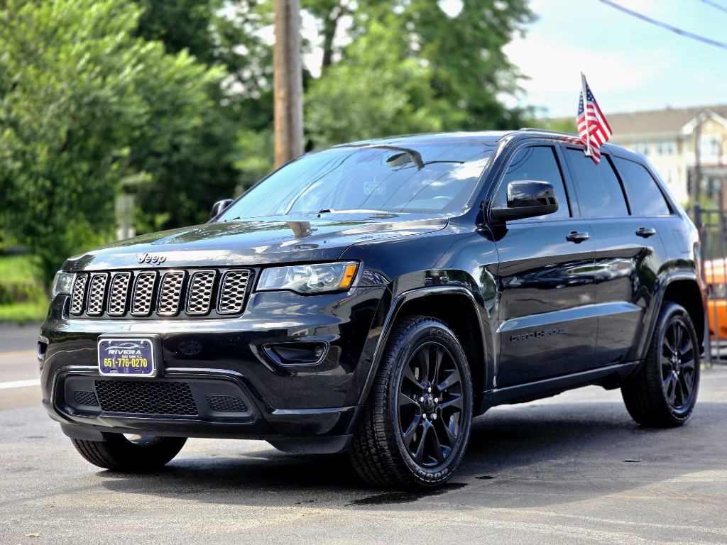 2017 Jeep Grand Cherokee Image 8