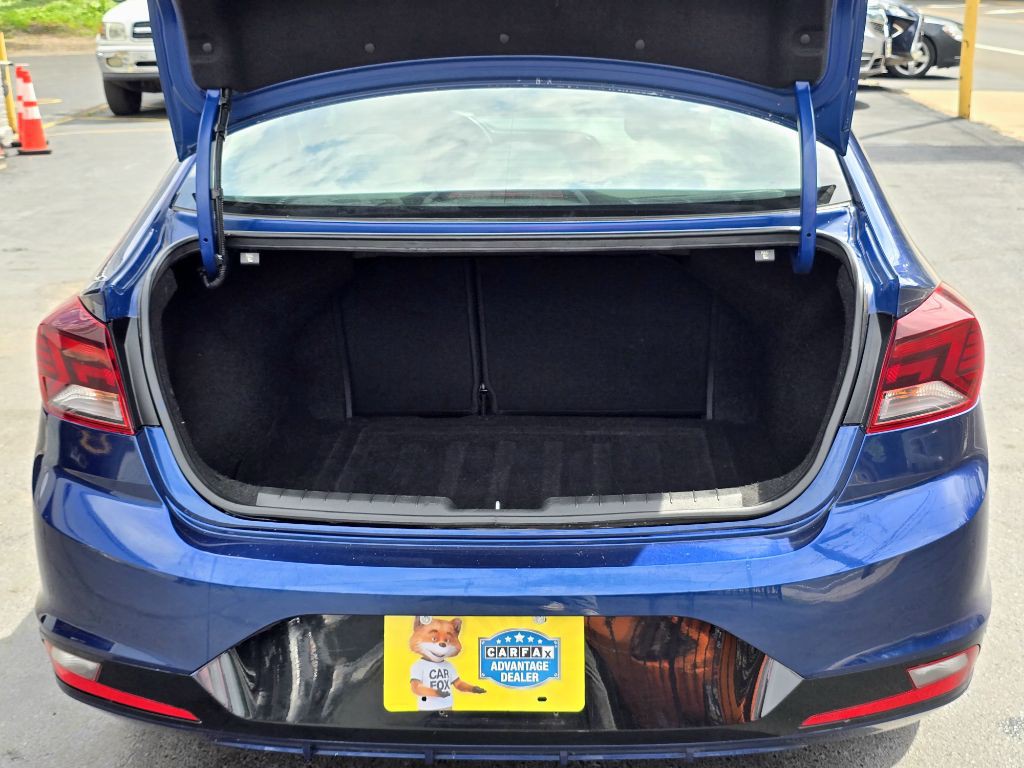 2019 Hyundai Elantra Image 13