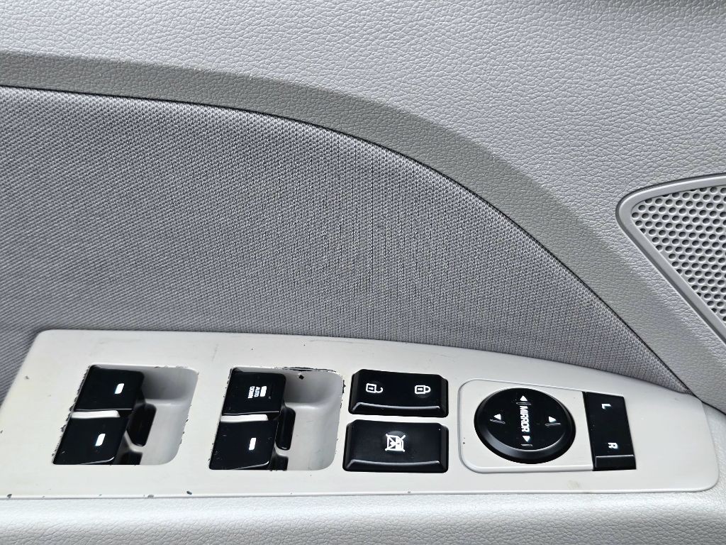2019 Hyundai Elantra Image 14