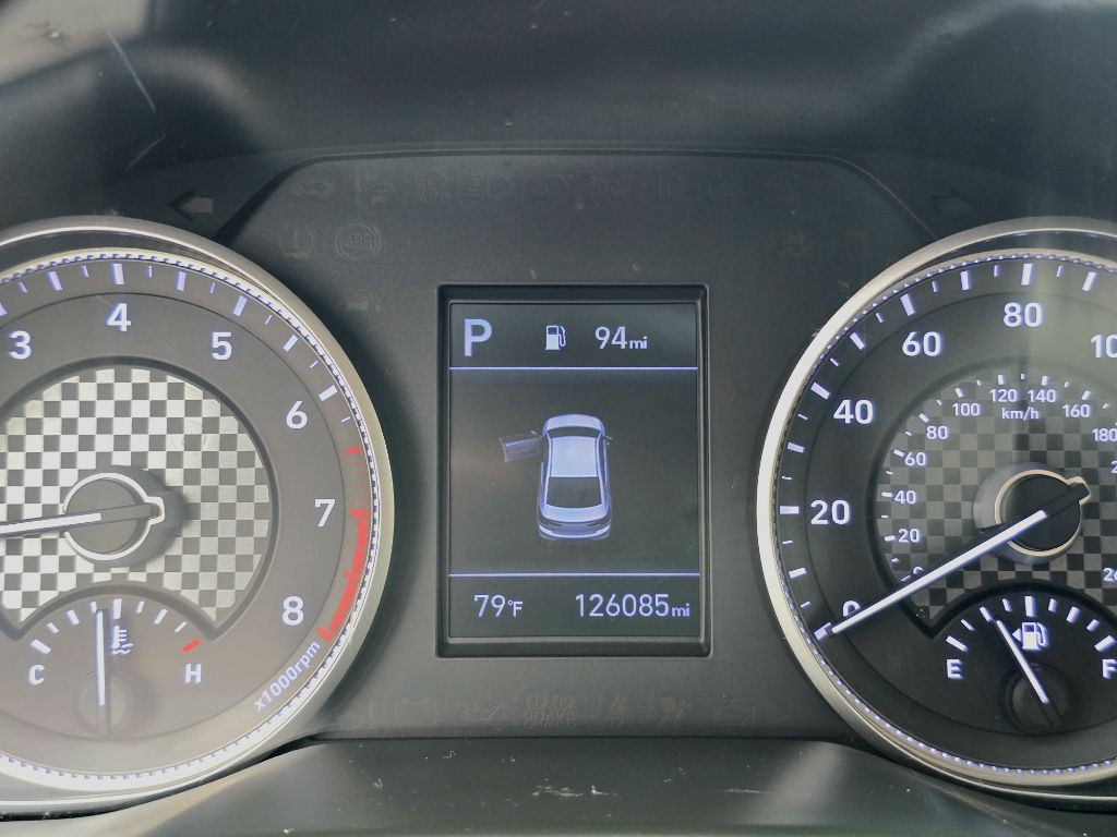 2019 Hyundai Elantra Image 18
