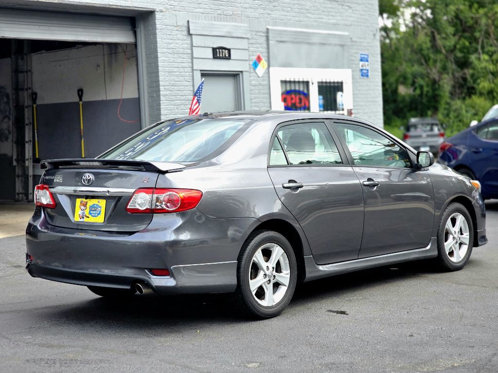 2012 Toyota Corolla Image 3