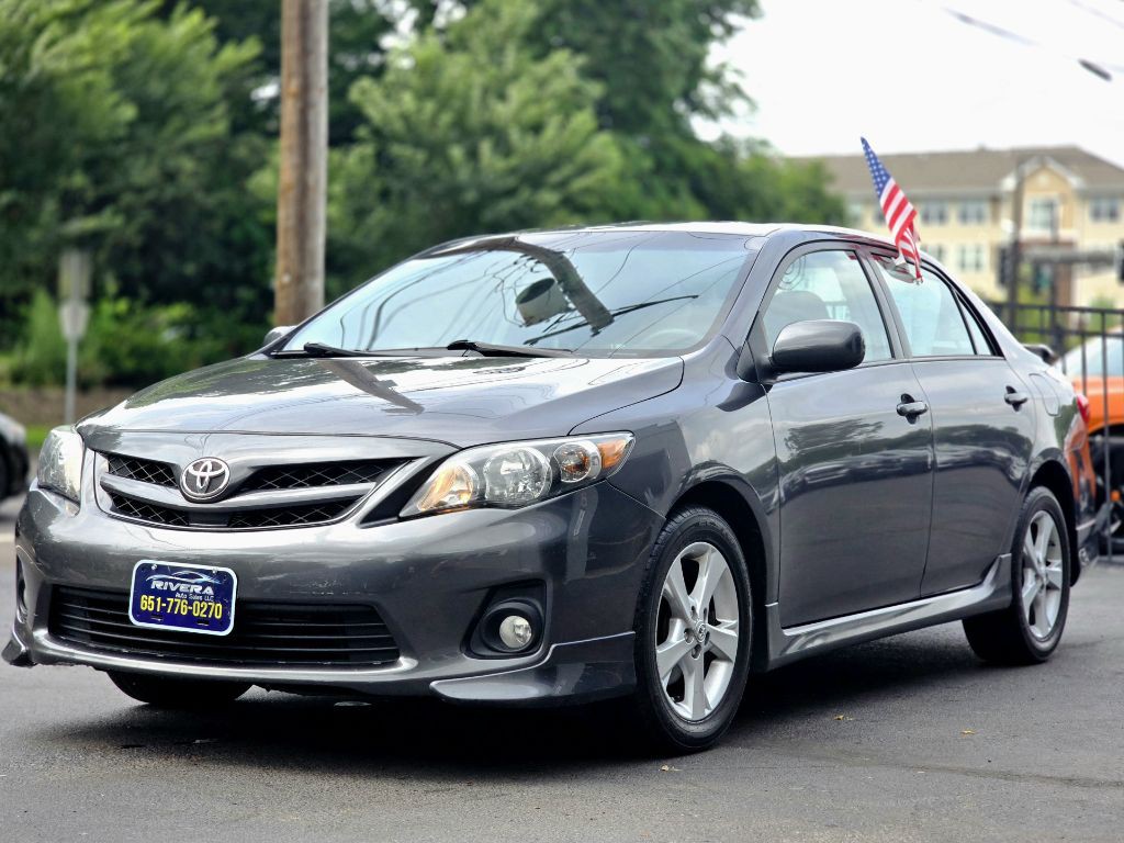 2012 Toyota Corolla Image 8