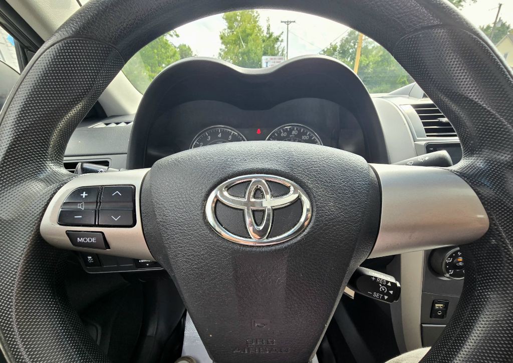 2012 Toyota Corolla Image 15