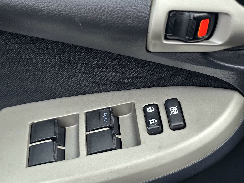 2012 Toyota Corolla Image 17