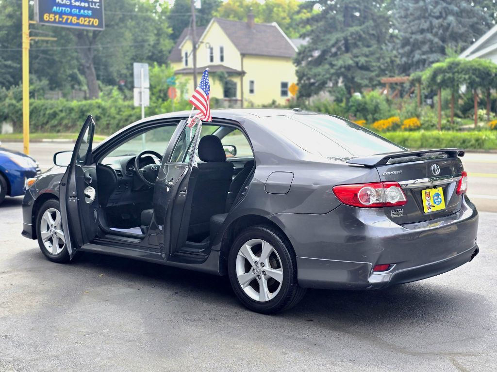 2012 Toyota Corolla Image 23